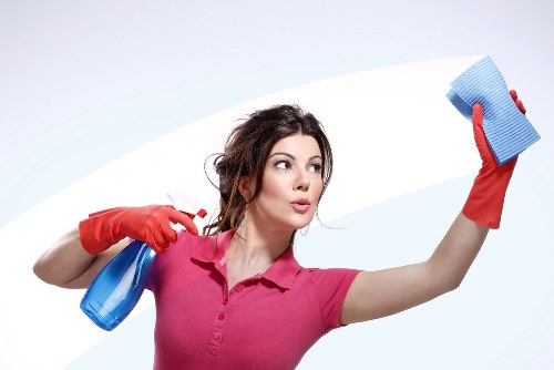 Staff training for London home cleaners using safe methods